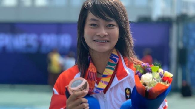 Petenis muda Indonesia, Priska Madelyn Nugroho, baru saja berhasil menjuarai ganda putri Australia Open Junior 2020 bersama partnernya Alexandra Eala dari Filipina. [Instagram/priskanugroho]