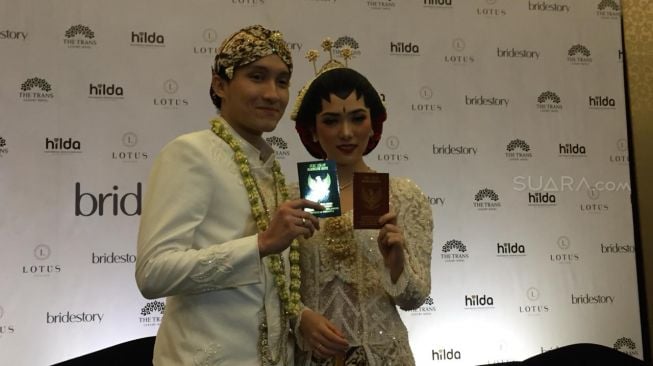 Hati Rara Sekar Hancur Lihat Suami Isyana Sarasvati Pakai APD