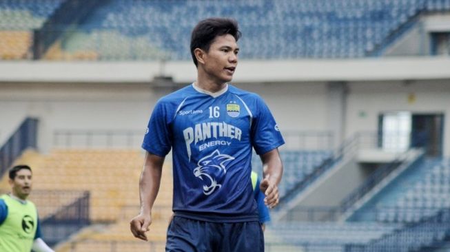 Pemain Persib Bandung, Ahmad Jufrianto. (ANTARA/Bagus Ahmad Rizaldi)