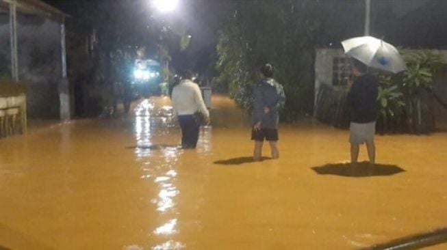 Diguyur Hujan Siang dan Malam, Kota Bandung Kebanjiran