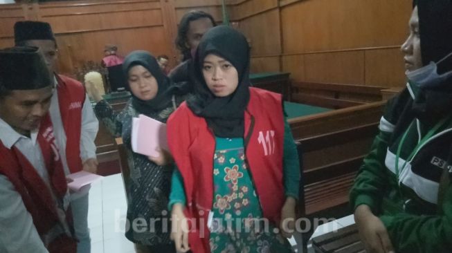 Wanita Hamil Maling Popok Bayi, Nia Mewek Divonis 4 Bulan Penjara