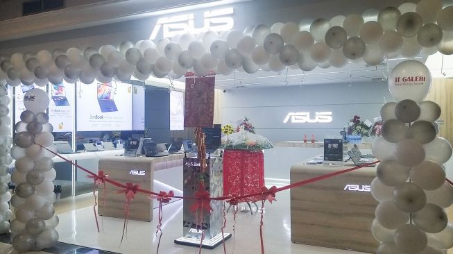 Asus Buka ZenBook Store Kedua Indonesia di Ratu Plaza