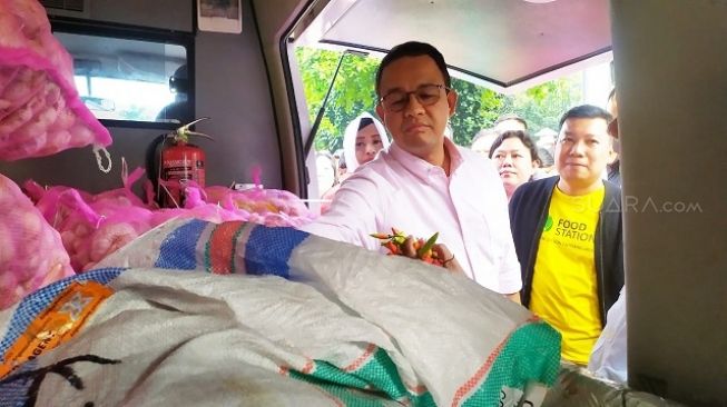 Sibuk Tinjau Banjir di Jakarta, Dalih Anies Absen Rapat DPR