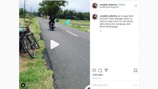 Wanita salat di pinggir sawah di Kulon Progo - (Instagram/@cempluk_andarista)