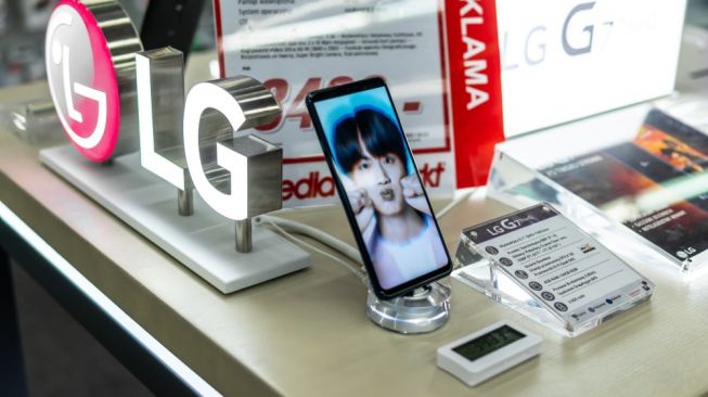 Spesifikasi LG V60 ThinQ Bocor di Internet