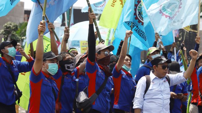 Survei Imbas Covid, LBH Bandung: Buruh Hingga Pelaku UKM Paling Terdampak