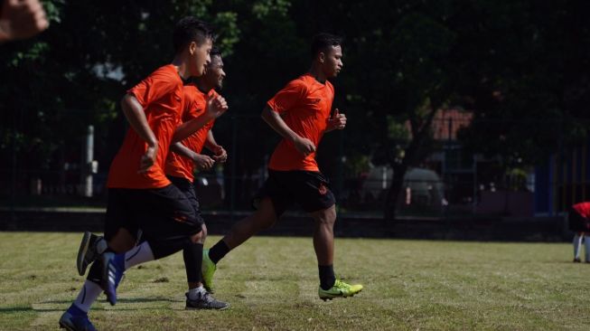 Pemain baru Persija Jakarta Osvaldo Haay sudah ikut serta dalam latihan tim yang berlangsung, Rabu (12/2/2020) pagi. (dok. Persija).