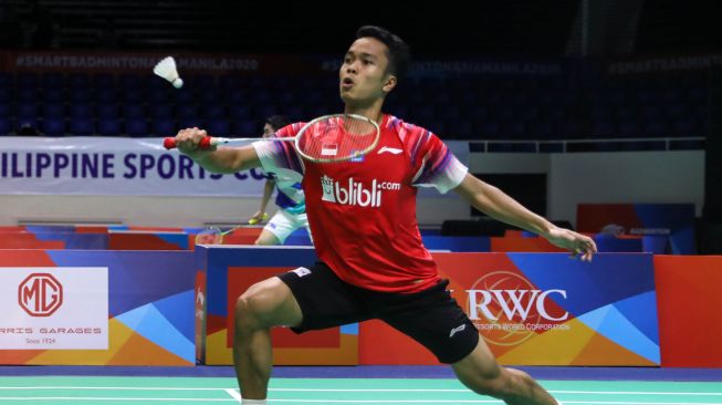 Pebulutangkis tunggal putra Indonesia, Anthony Sinisuka Ginting berhasil menyumbang poin perdana saat tim beregu putra Merah Putih menghadapi Korea Selatan di babak penyisihan Grup A BATC 2020 di Rizal Memorial Coliseum, Manila, Filipina, Rabu (12/2/2020). [Dok. PBSI]