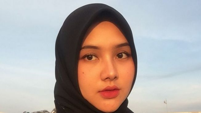 Pacar Sahrul Gunawan, Maulina atau Una [Instagram/unamaulina]