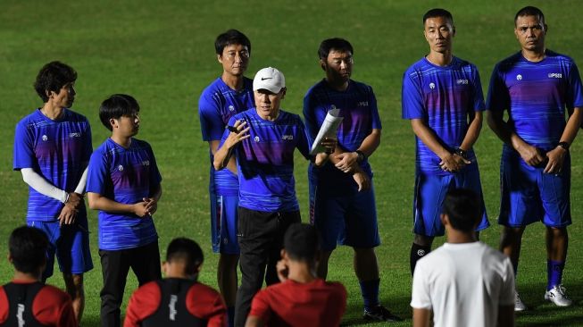 Shin Tae-yong Disebut Lempar Tanggung Jawab, Indra Sjafri: Saya Tak Percaya