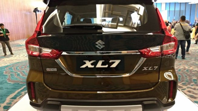 Resmi meluncur, harga Suzuki XL7 adalah Rp 230 juta untuk tipe terendah [Suara.com/Manuel Jeghesta Nainggolan].