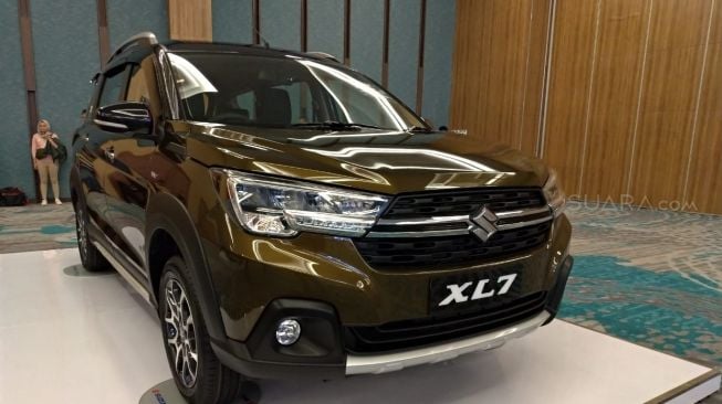 Suzuki XL7 tampil dalam tiga varian untuk pasar nasional [Suara.com/Manuel Jeghesta Nainggolan].