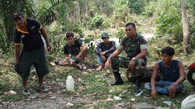 Serka Kurniadi Komsos Pencegahan Banjir Dan Longsor Bersama Pemuda