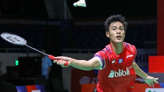 Shesar Hiren Rhustavito gagal menyumbang poin dalam kemenangan tim beregu putra Indonesia atas India di babak semifinal Badminton Asia Team Championships (BATC) 2020. [Dok. PBSI]