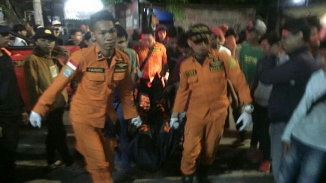Panik Dikejar Polisi dan Ceburkan Diri, Remaja Ini Tewas di Danau