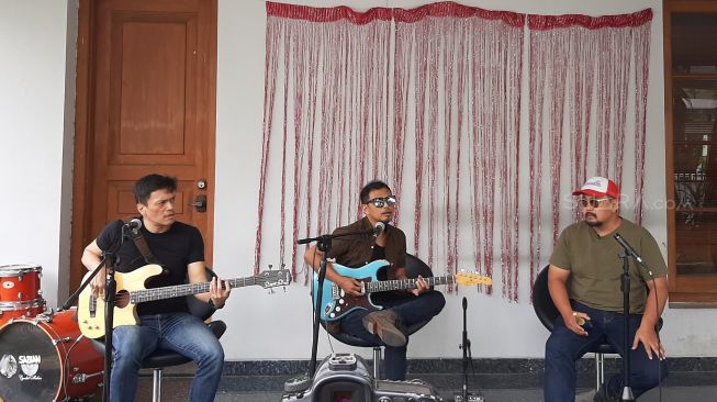 Mengulik Arti Nama di Balik Band Baru, Jakvegas