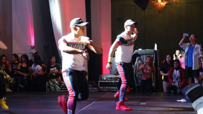 Olahraga zumba digemari oleh masyarakat Indonesia(Suara.com/Risna Halidi)