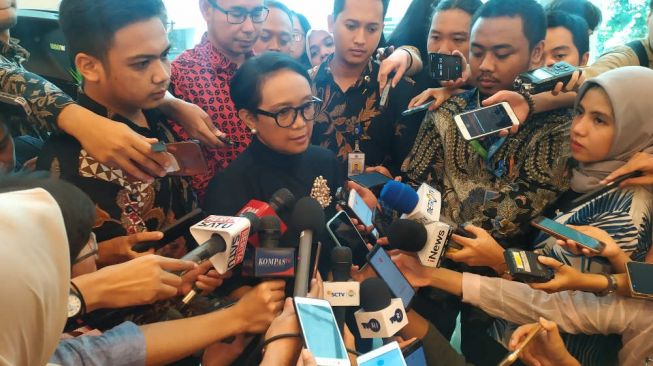 Bertemu Menlu Singapura, Retno Bahas Leaders Retreat Hingga Soal Myanmar