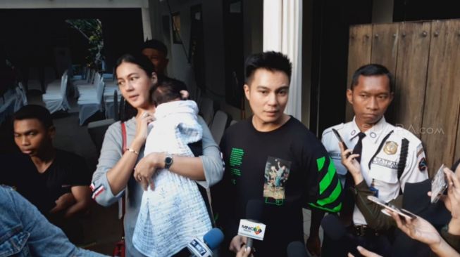 Empati ke BCL, Baim Wong Disanjung Netizen Tak Bawa Kamera ketika Melayat