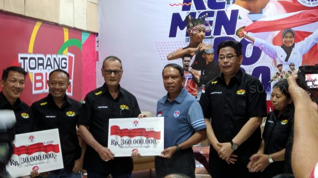 Olimpiade 2020: Angkat Besi Tak Ingin Berhenti di Eko dan Windy