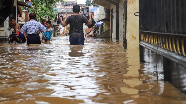 Sudah Biasa Kebanjiran, Ini Harapan Warga Bidara Cina ke Anies