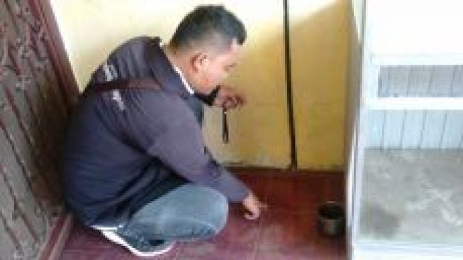 Aneh! Lantai Rumah Warga di Padang Ini Terasa Panas
