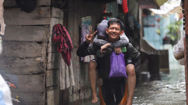 Banjir Trending Topic, Waspada Enam Penyakit Musim Hujan Ini!