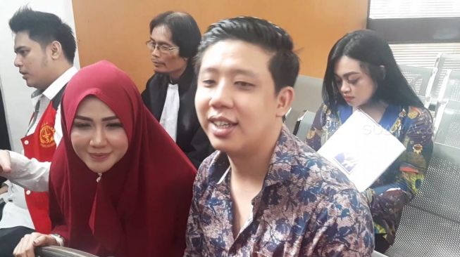 Kadung Sakit Hati, Pablo Benua Tetap Ingin Ceraikan Rey Utami