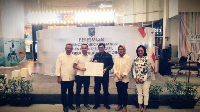 Hore, Buat KTP-el di Tangsel Sudah Bisa Lewat Anjungan Dukcapil Mandiri