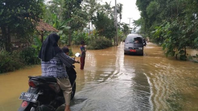 Sungai Citanduy dan Cikidang Meluap, Tasikmalaya Kebanjiran