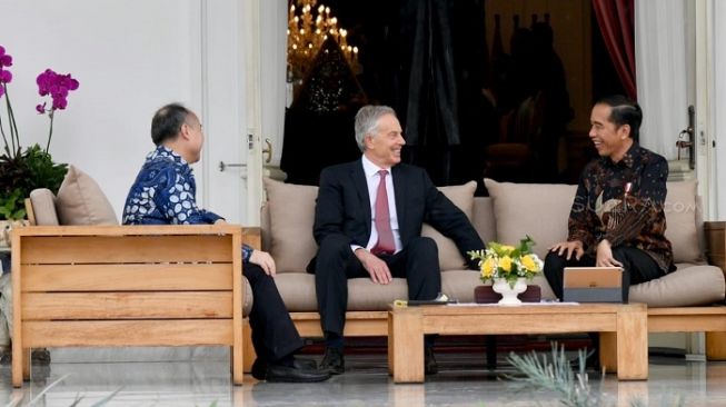 Jokowi Resmi Gandeng Tony Blair Jadi Dewan Penasehat Ibu Kota Baru