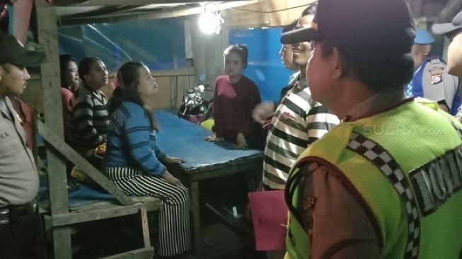 Digerebek saat Mejeng di Jalan, PSK Lansia Ngumpet di Dapur Rumah Makan