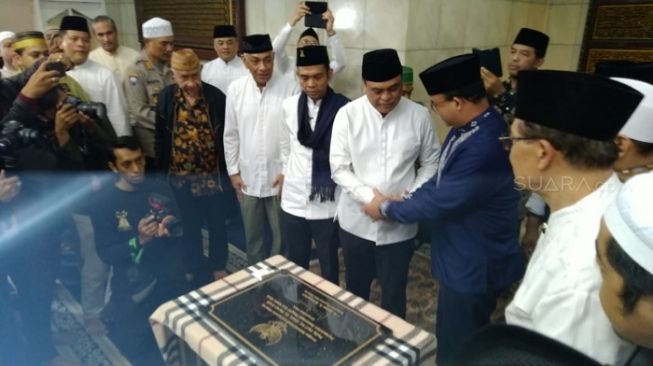 Gubernur DKI Jakarta Anies Baswedan saat peresmian Masjid Cut Nyak Dien. (Suara.com/M Yasir).