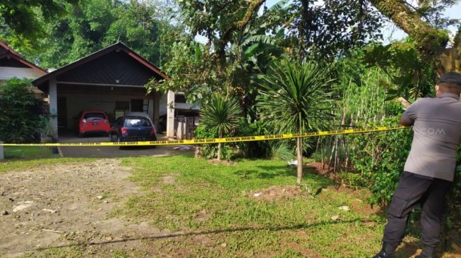 Rumah 2 warga Depok terinfeksi virus corona. (Suara.com/Supriady)