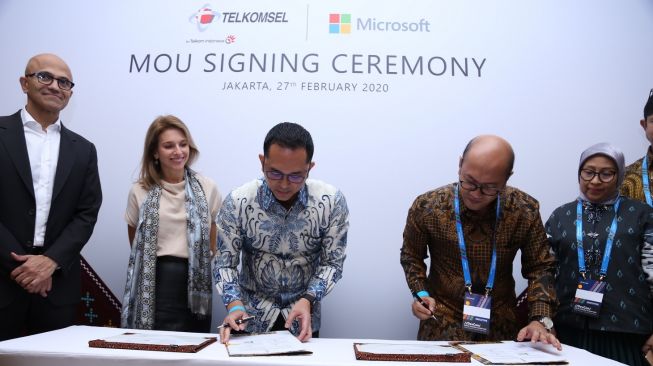 Telkomsel Gandeng Microsoft Kembangkan Industri 4.0