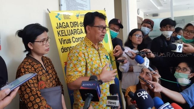 Direktur Utama RSPI Prof dr Sulianti Saroso, Mohammad Syahril. (Suara.com/Arga).