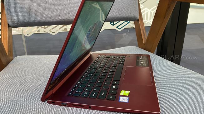 Acer Swift 3 Infinity. [Suara.com/Tivan Rahmat]
