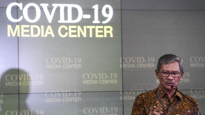 Sekretaris Direktorat Jenderal Pencegahan dan Pengendalian Penyakit Kemenkes Achmad Yurianto yang juga juru bicara pemerintah untuk penanganan virus Corona memberikan keterangan pers di Gedung Bina Graha, Kompleks Istana Kepresidenan, Jakarta, Kamis (5/3).   [ANTARA FOTO/Hafidz Mubarak]