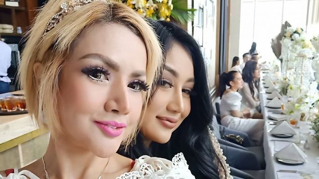 Barbie Kumalasari Foto Bareng Pamela Safitri, Bagian Ini Bikin Salah Fokus