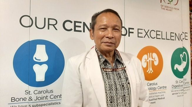 Prof. Dr. dr. Suhardjono, Sp. PD KGH, KGer pakar ginjal dan hipertensi. (Suara.com/Dini Afrianti)