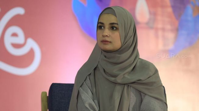 Shireen Sungkar saat ditemui di Balai Kartini, Jakarta Selatan, Sabtu (7/3/2020). [Suara.com/Herwanto]