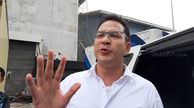 Ari Wibowo Kritik Pemerintah Dalam Penanganan Virus Corona