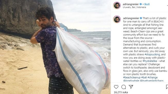 Aktor Hollywood, Adrian Grenier punguti sampah di pantai Bali [Instagram/@adriangrenier]