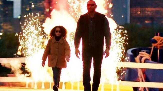 Bernuansa Komedi, Ini 4 Fakta Film My Spy yang Harus Kamu Tahu!