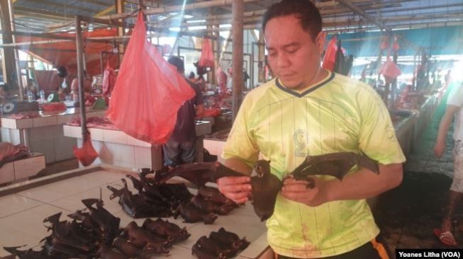 Di Tengah Wabah Corona Covid-19, Pasar Tomohon Setia Jual Daging Kelelawar