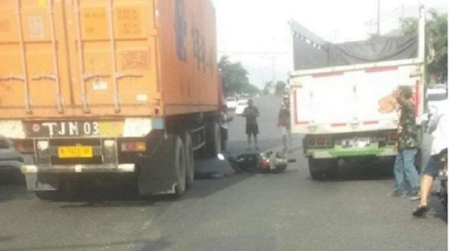 Hajar Lobang, Sugiyono Oleng, Terseret Truk sampai Organ Perut Pecah