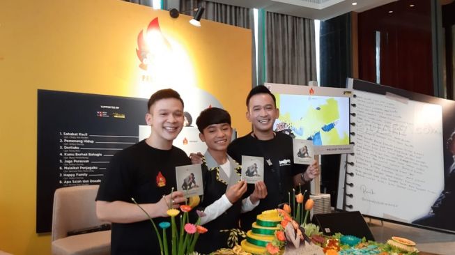 Selamat! Betrand Peto Resmi Rilis Album Perdananya