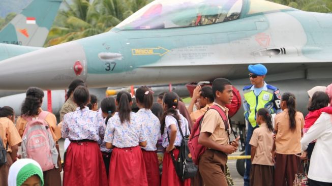 Gelar Open Base, Lanud Pattimura Ajak Masyarakat Dekat Dengan TNI AU