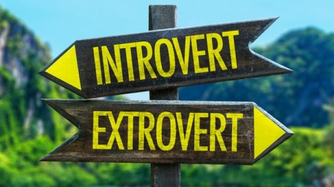 Penjelasan Ilmiah Ekstrovert dan Introvert, Mana yang Lebih Baik?