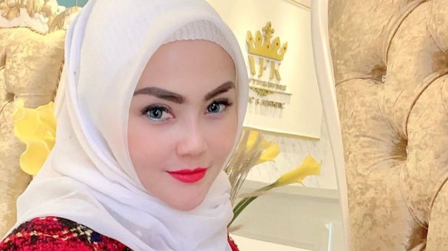 Tolak Opsi Lockdown, Ade Fitrie Ingin Pemerintah Lakukan Ini Hadapi Corona